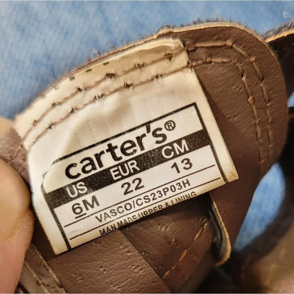 Carters euc unisex