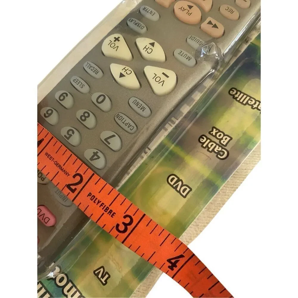 Sanyo Starlight Rmt U220 Multimedia Remote Backlit Keys
