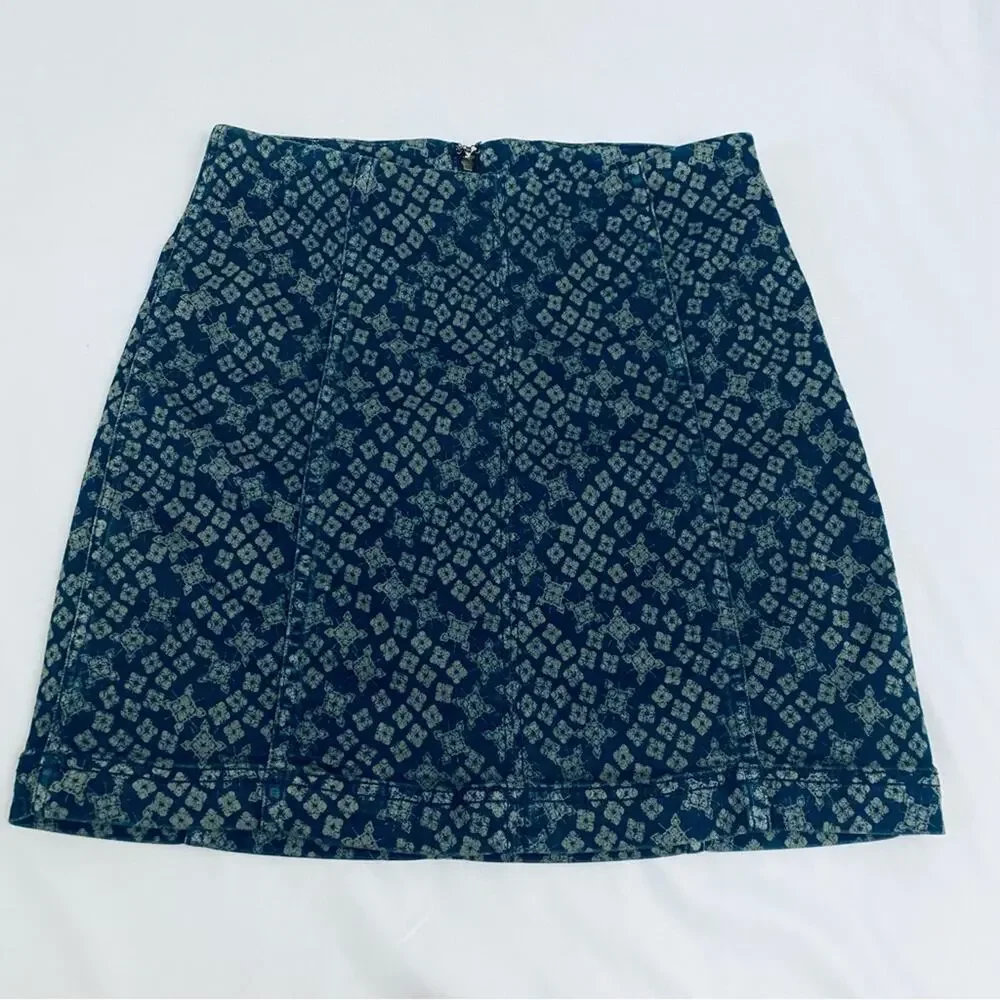 Free People Demin Stretchy Mini Skirt Size 4