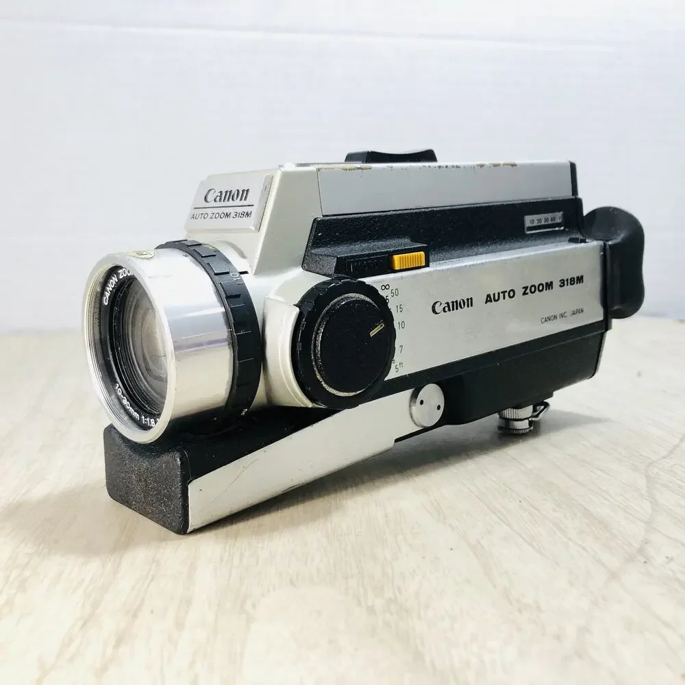 VTG. Canon Auto Zoom 318M Super 8mm Movie Camera 3x Zoom Untested