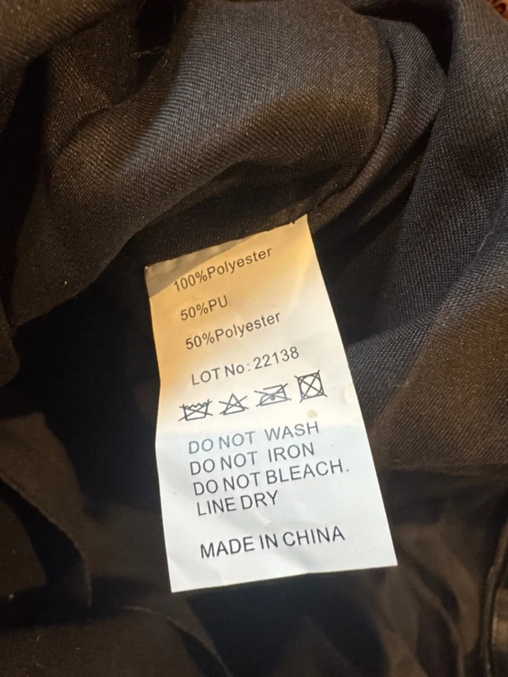N/A spacious black