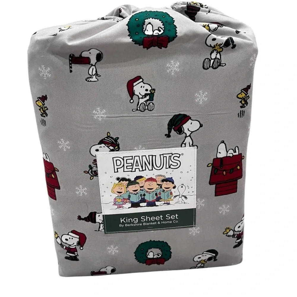 Berkshire Snoopy Christmas Holiday Gray Peanuts King Sheet Set