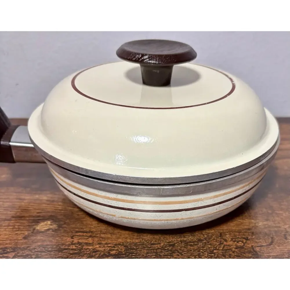 Regal Ware both qt see