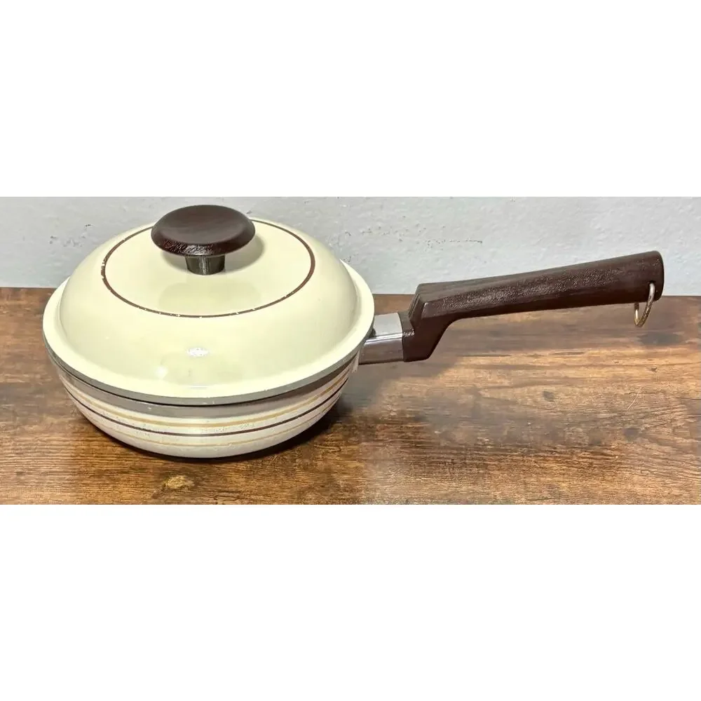Regal Ware signs pot ware