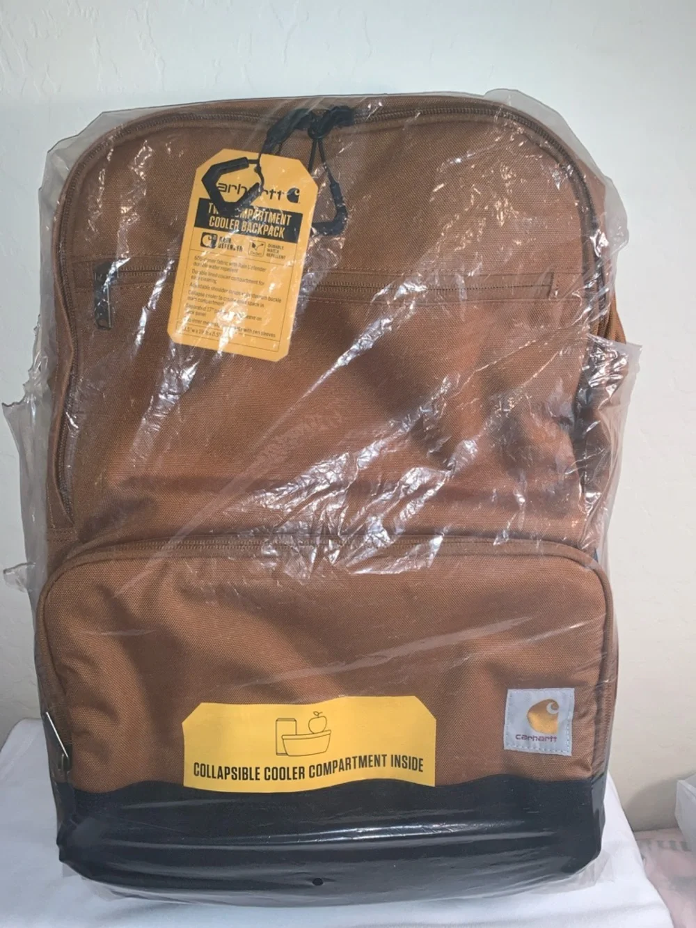 CARHARTT BRAND NEW WITH TAGS INSULATED TWO COMPARTMENT BACKPACK 🌟🌟HOST PIC🌟🌟
