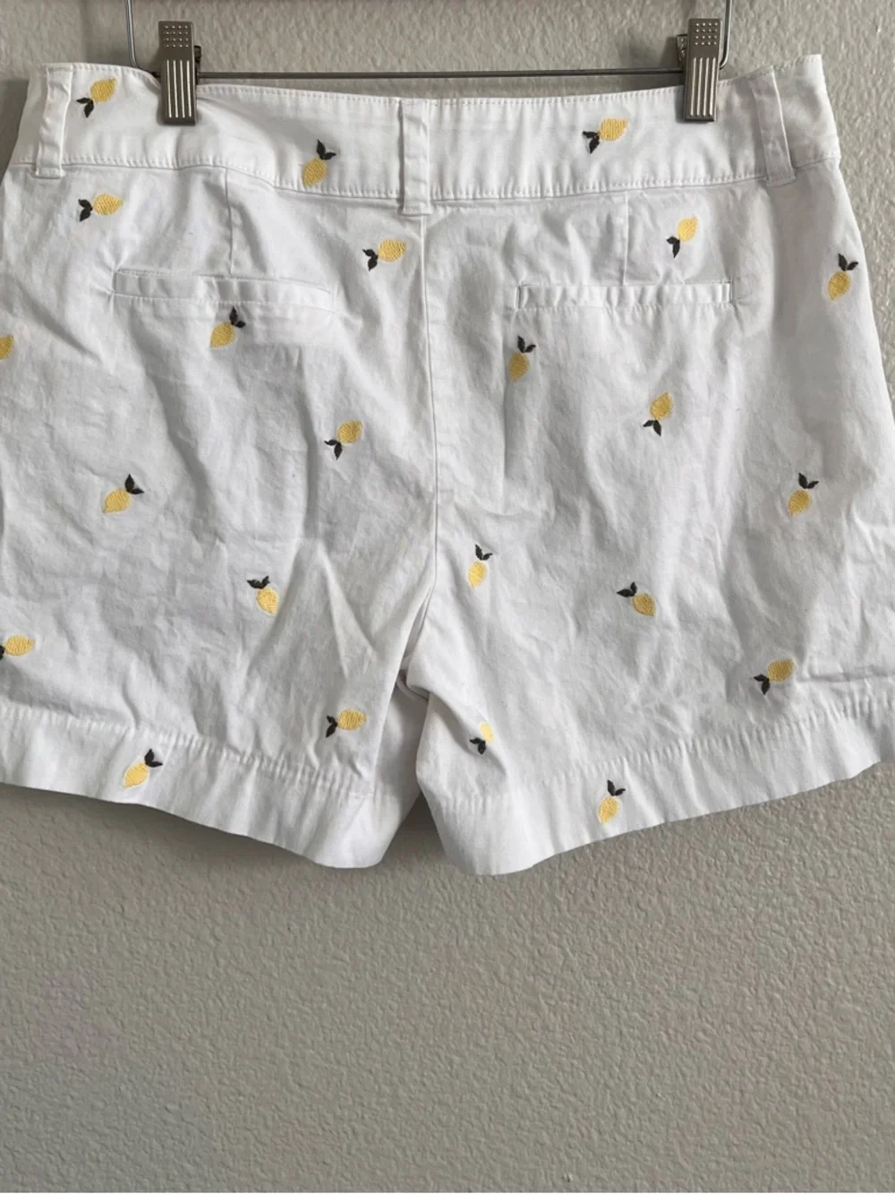 St. Johns Bay white lemon