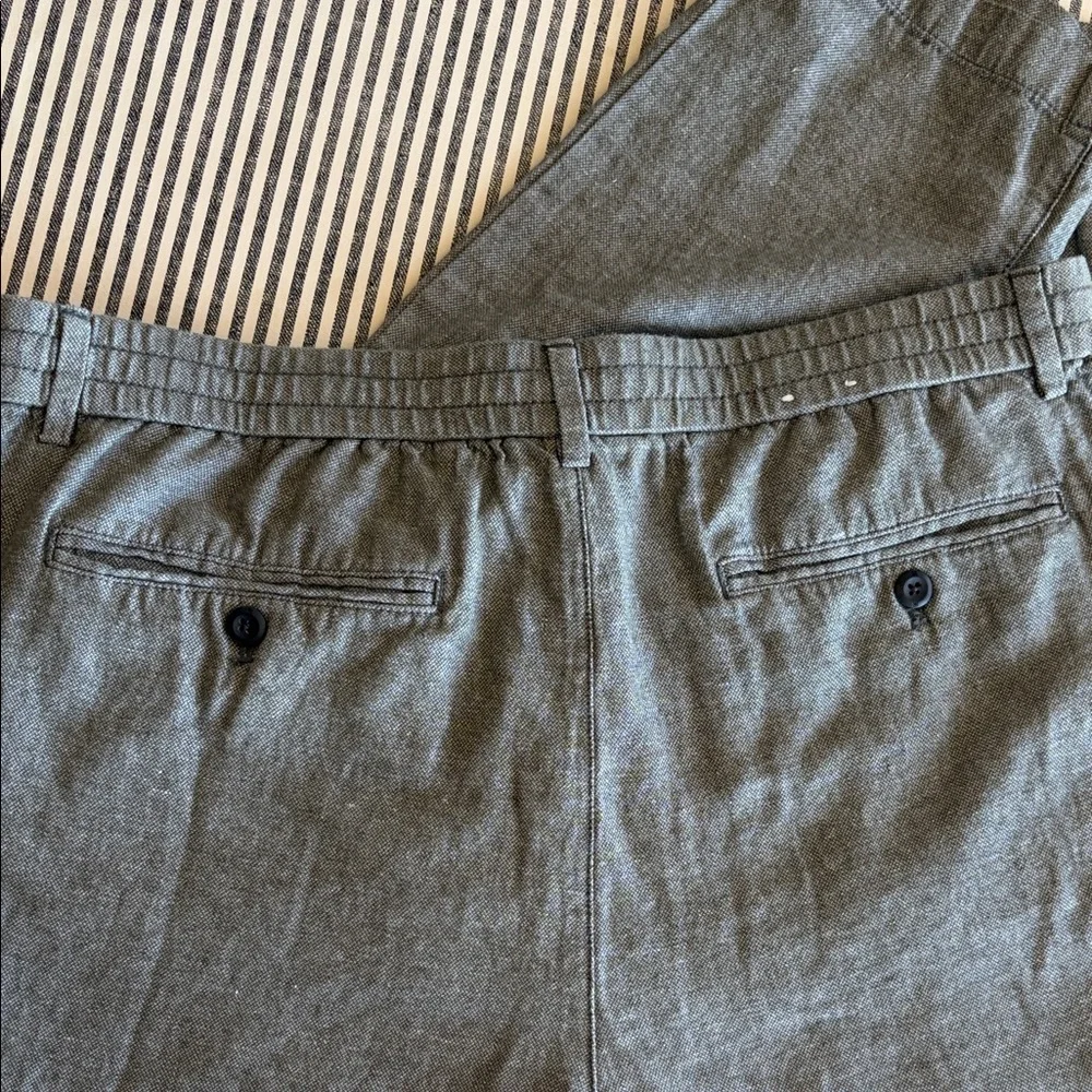 Banana Republic lightweight athletic