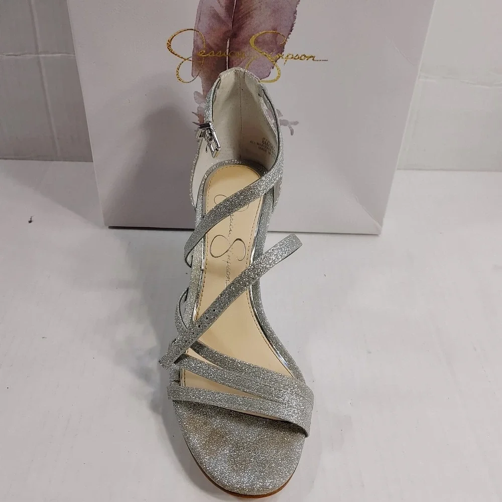 Jessica Simpson heels 6m complements