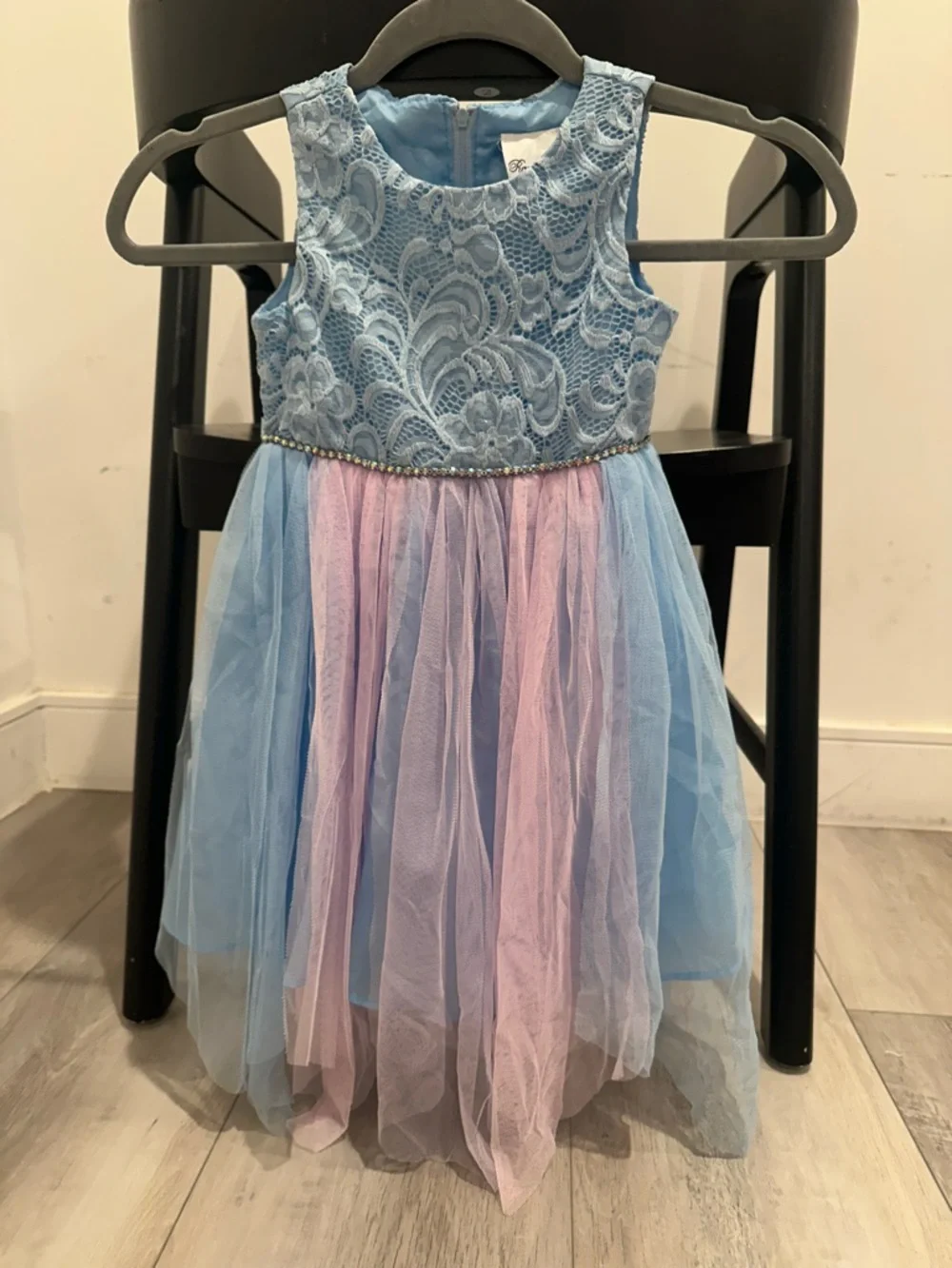 Rare Editions sleeveless party