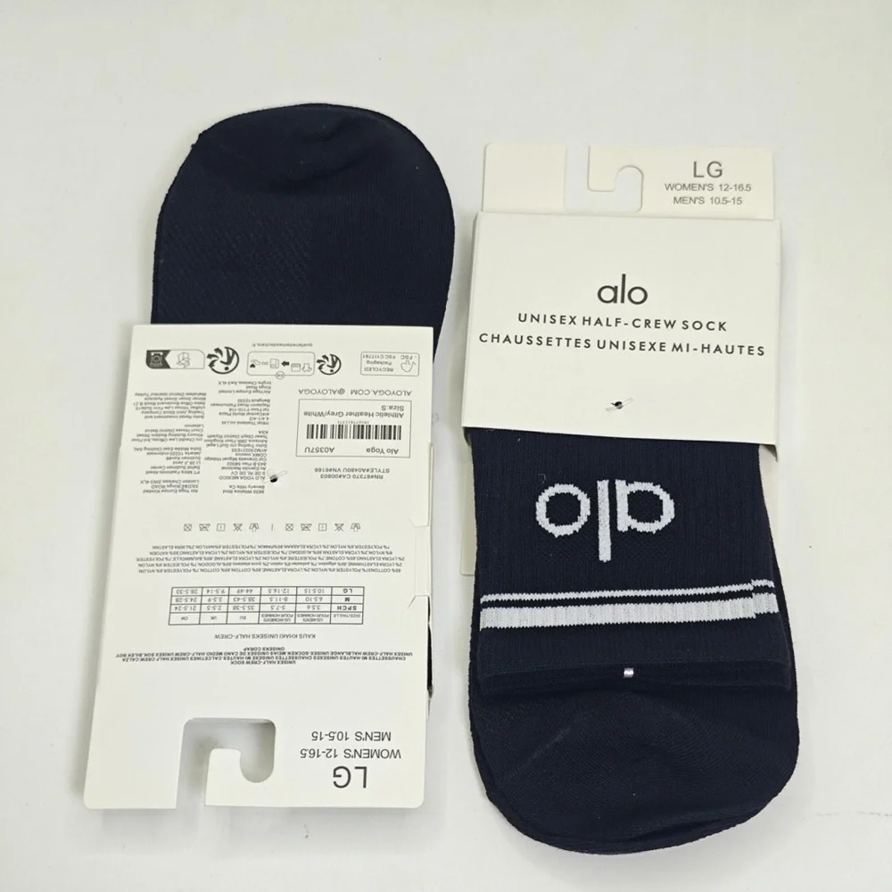 ALO Yoga unisex half