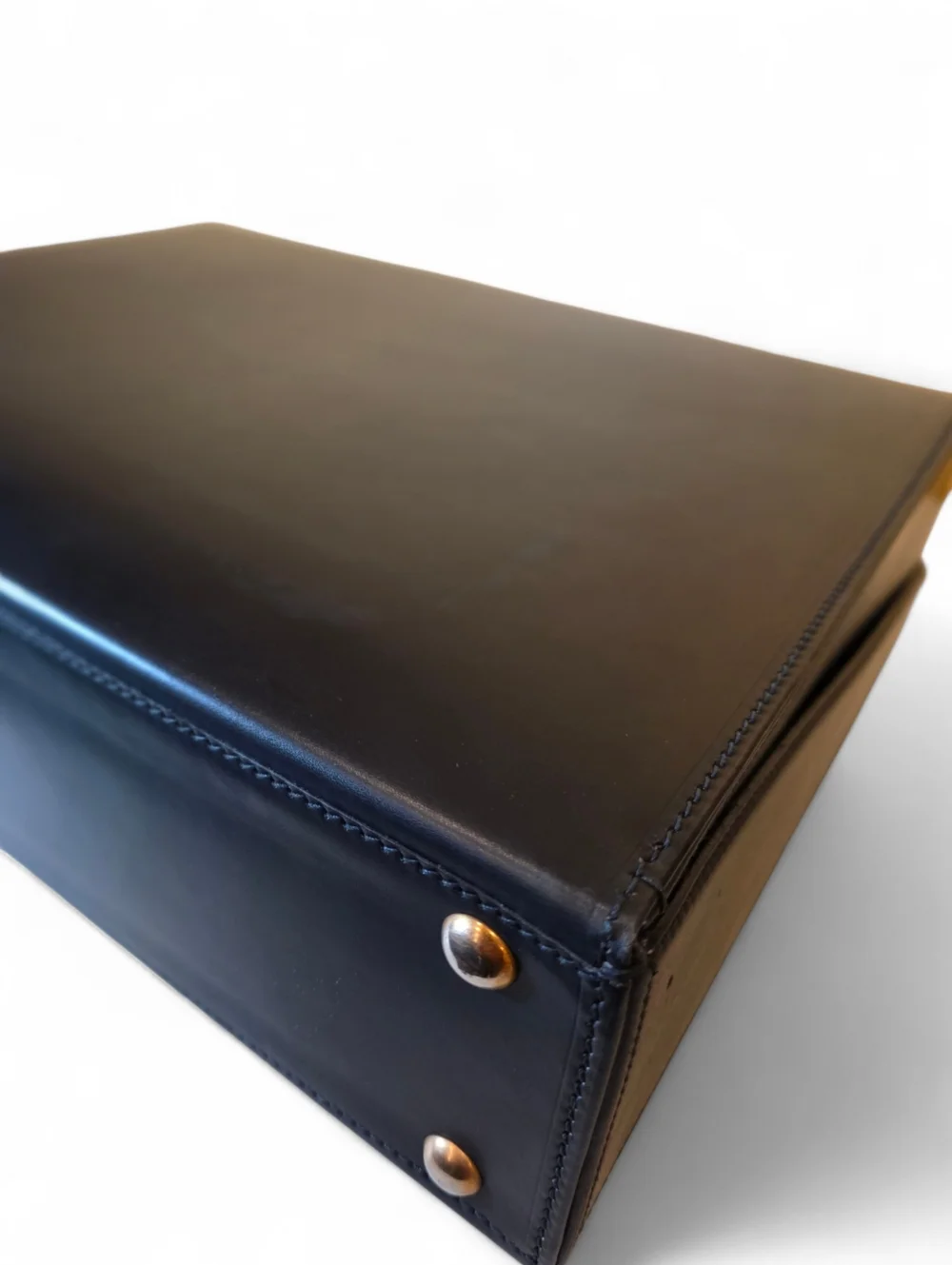 GUCCI Vintage Briefcase Classic Black Leather Sleek Trunk Business Bag Unisex