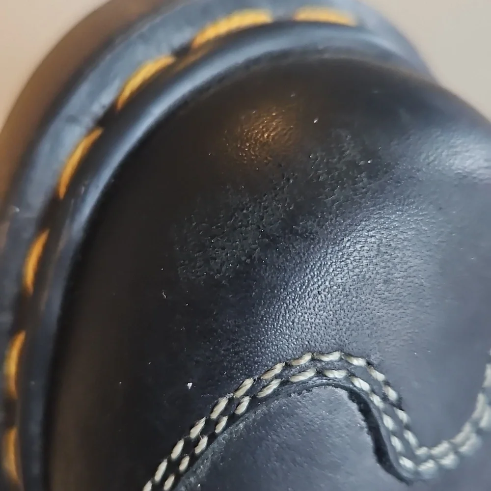 Dr. Martens youth dr 56025