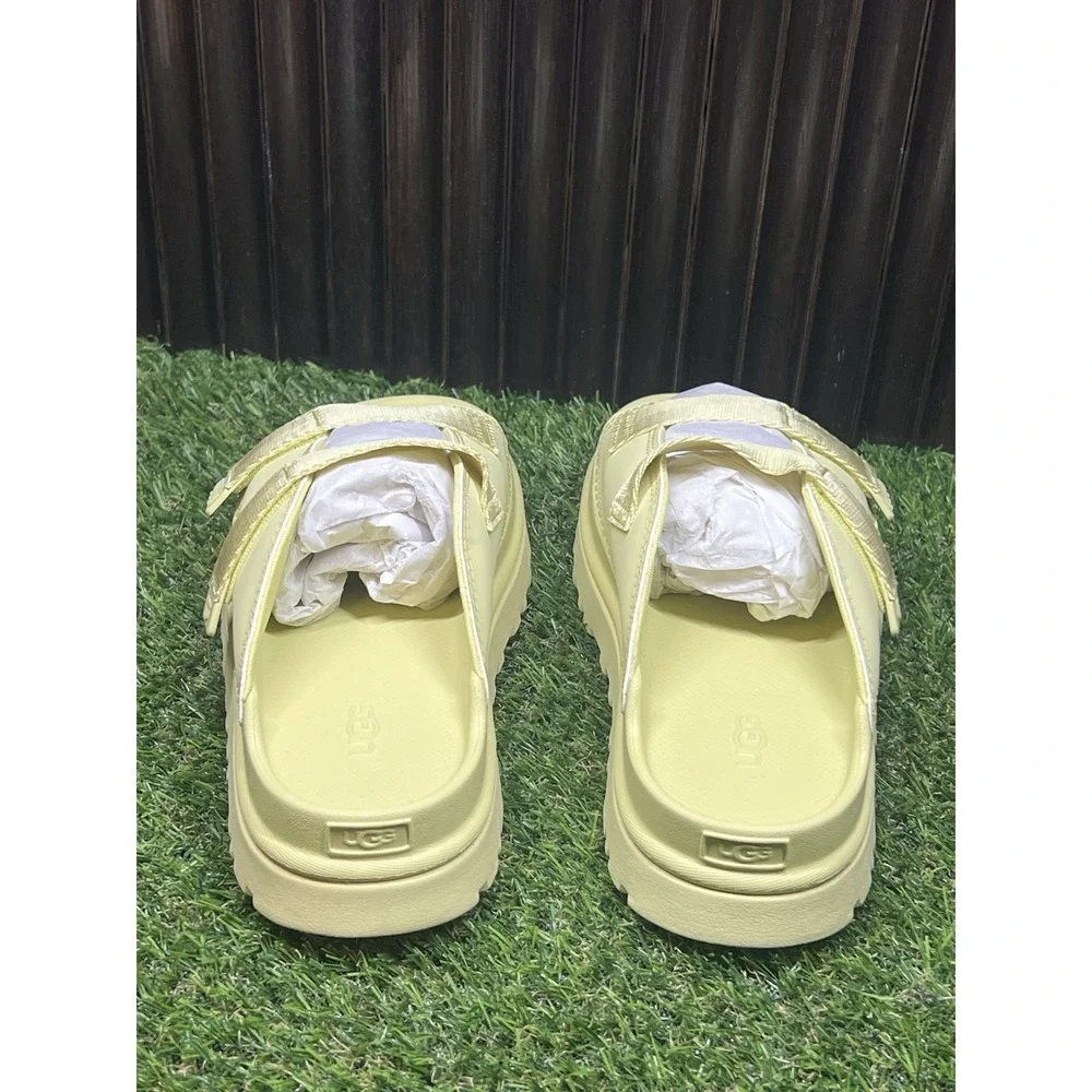 UGG Australia size ugg