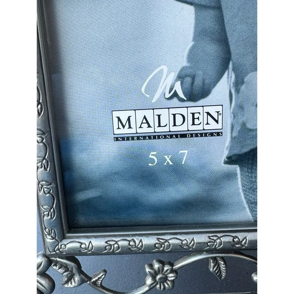 Malden 5x7 Photo Frame Prairie Gardens Floral Metal Silver Black Tabletop
