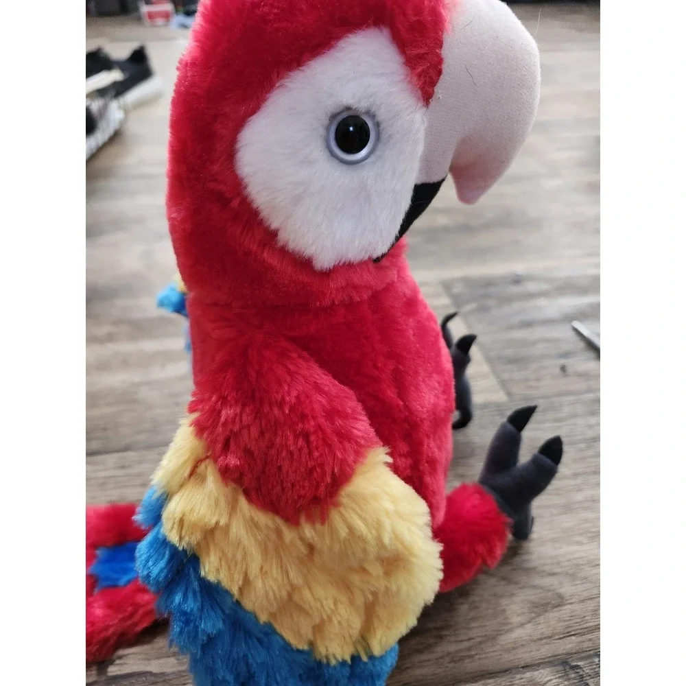 Wild Republic scarlet macaw