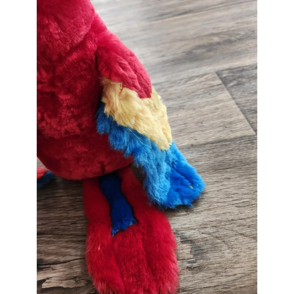 Wild Republic scarlet macaw