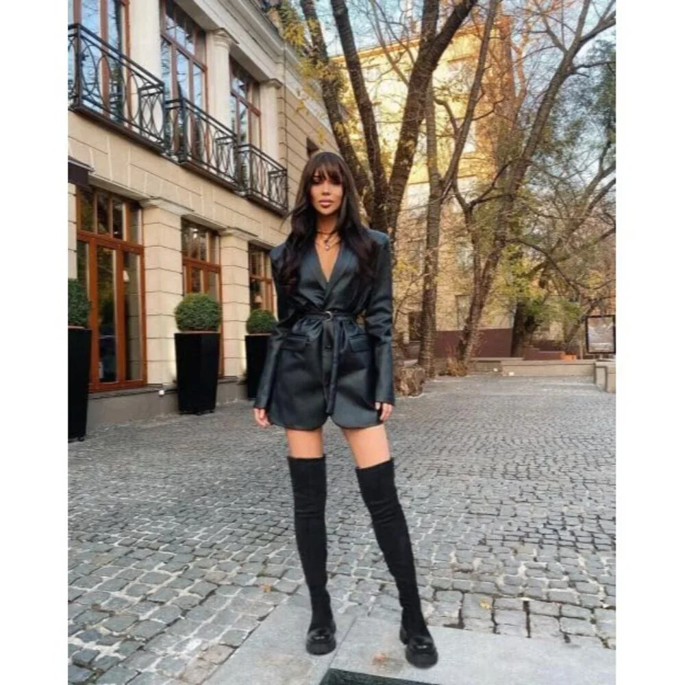 N/A thigh high