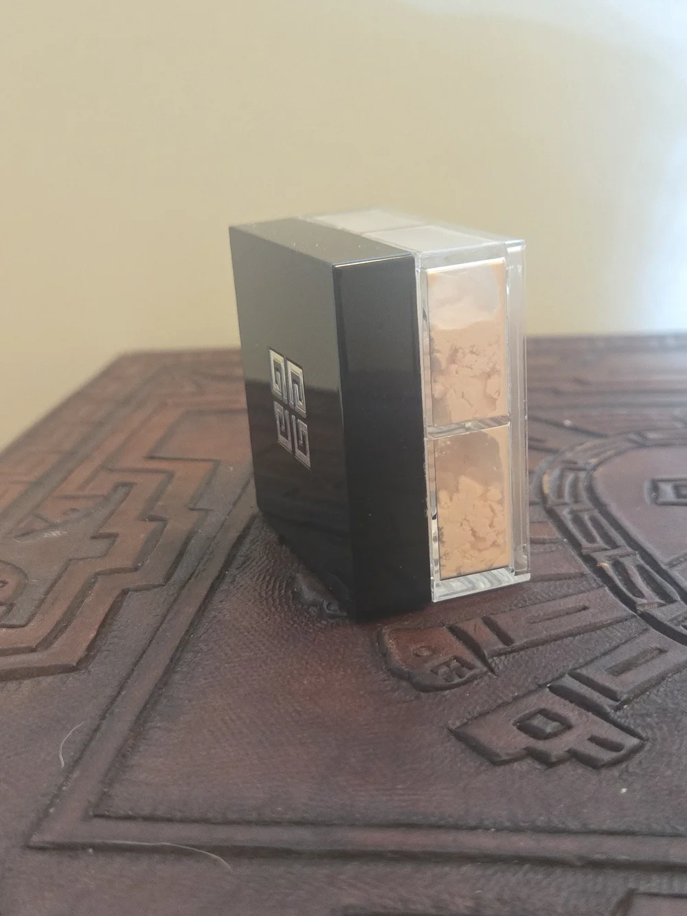 Givenchy prisme libre