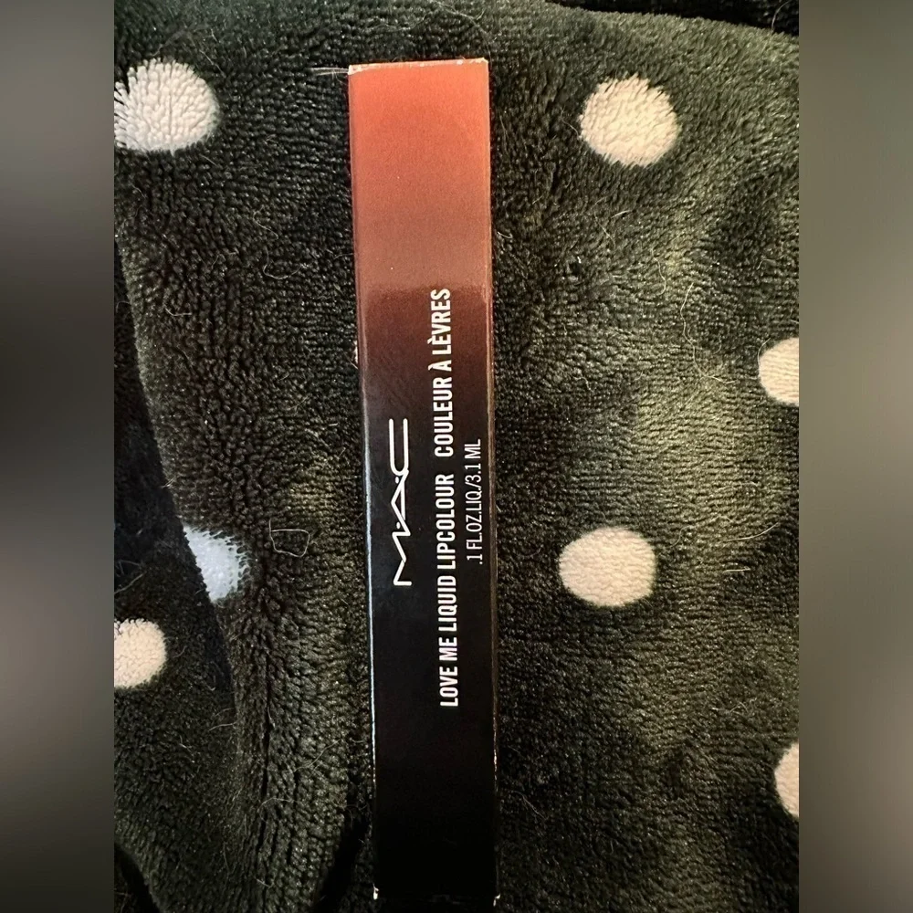 MAC Cosmetics warm yellow
