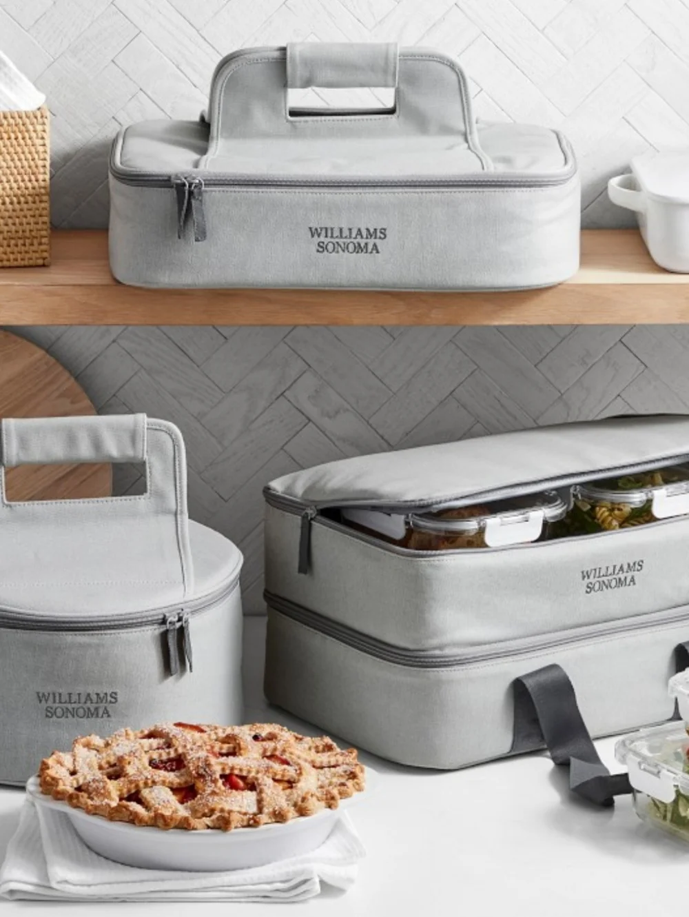 Williams Sonoma color light