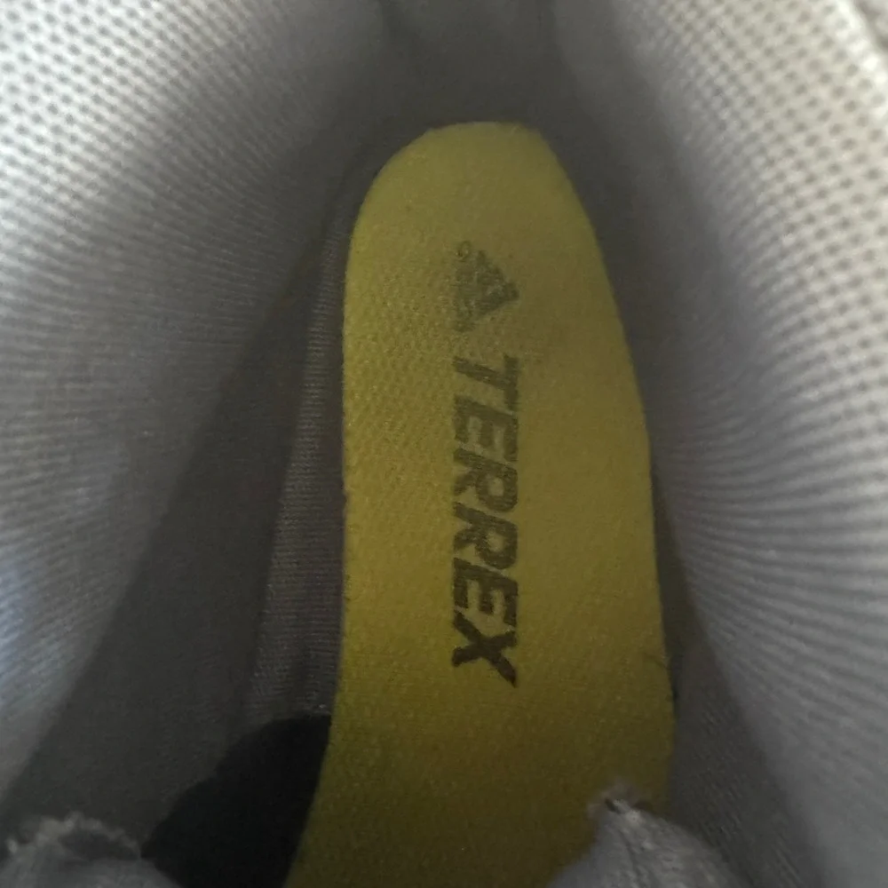 Adidas Terrex Hyperhiker Hiking Boots Boys Youth 6 Grey Black Yellow Mid Top EUC