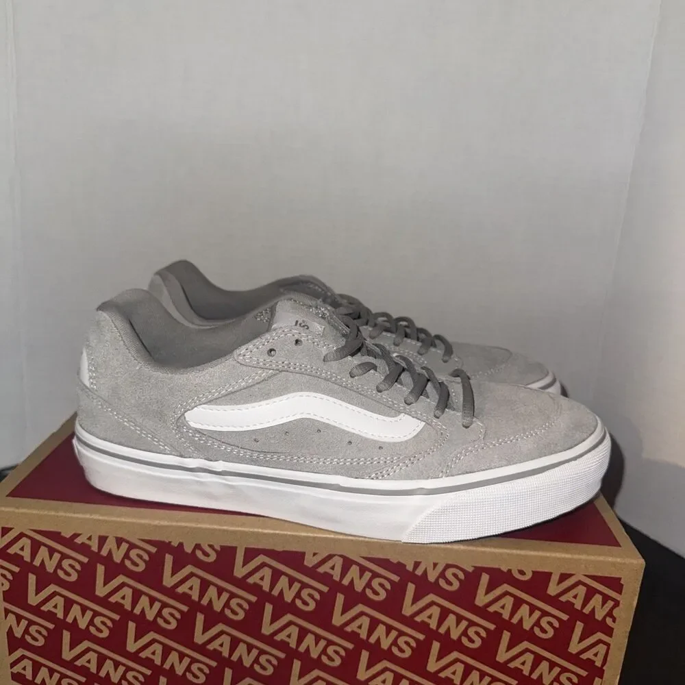 VANS Fairview Deluxe Suede Gray White Women's Low Top Sneakers Sz 9 NEW