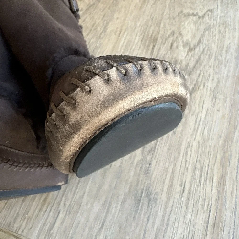 TORY BURCH Sheepskin Shearling Brwn Suede Leather Ugg Boots Mid Calf Winter SZ 7
