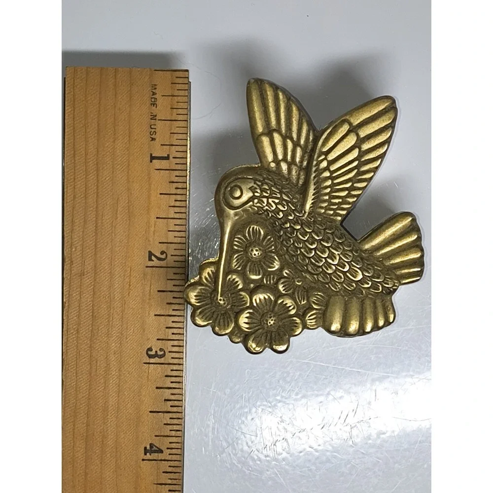 N/A metal hummingbird
