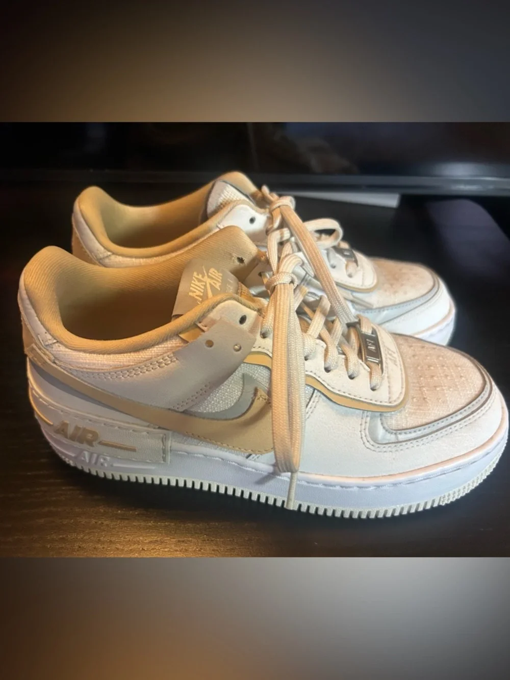 Nike low profile