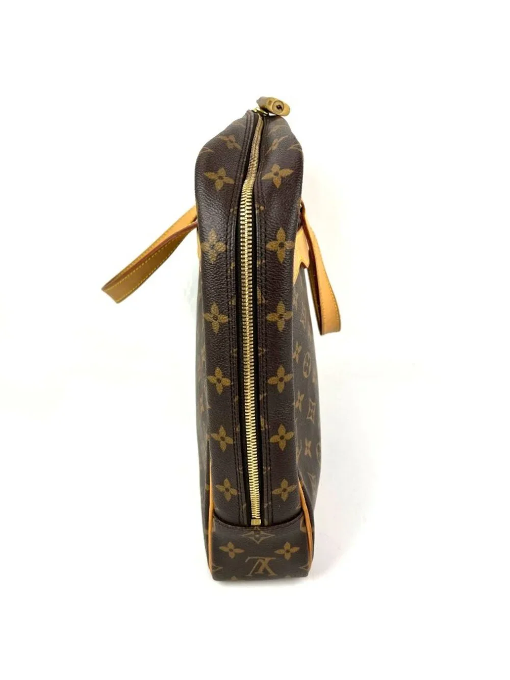 Louis Vuitton pre owned