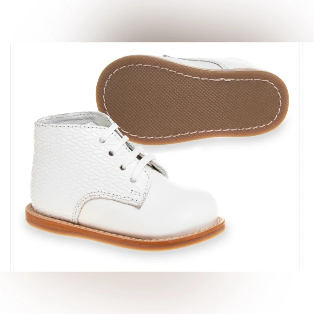 Josmo Unisex-Child Logan‎ Walker Woven Sz 8 almost like new