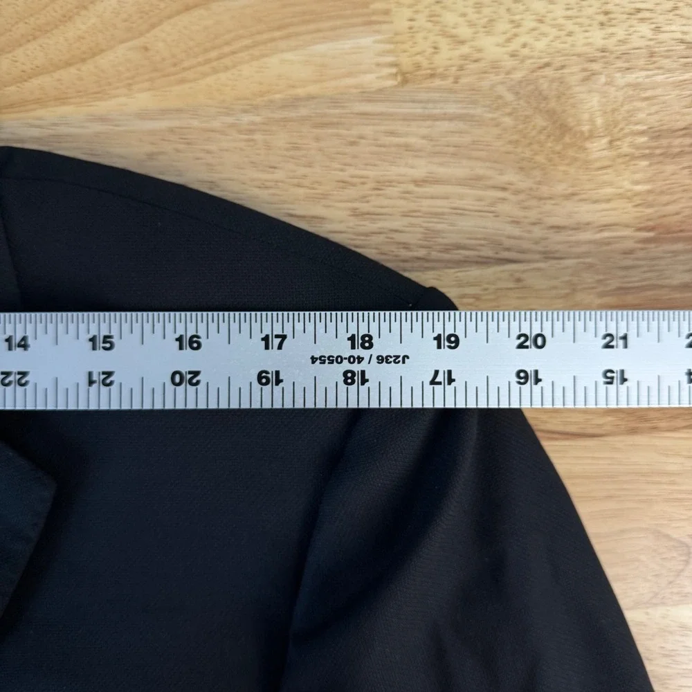 Canali Mens 34R Black Travel Water Resistant Wool Two Button Blazer Sport Coat