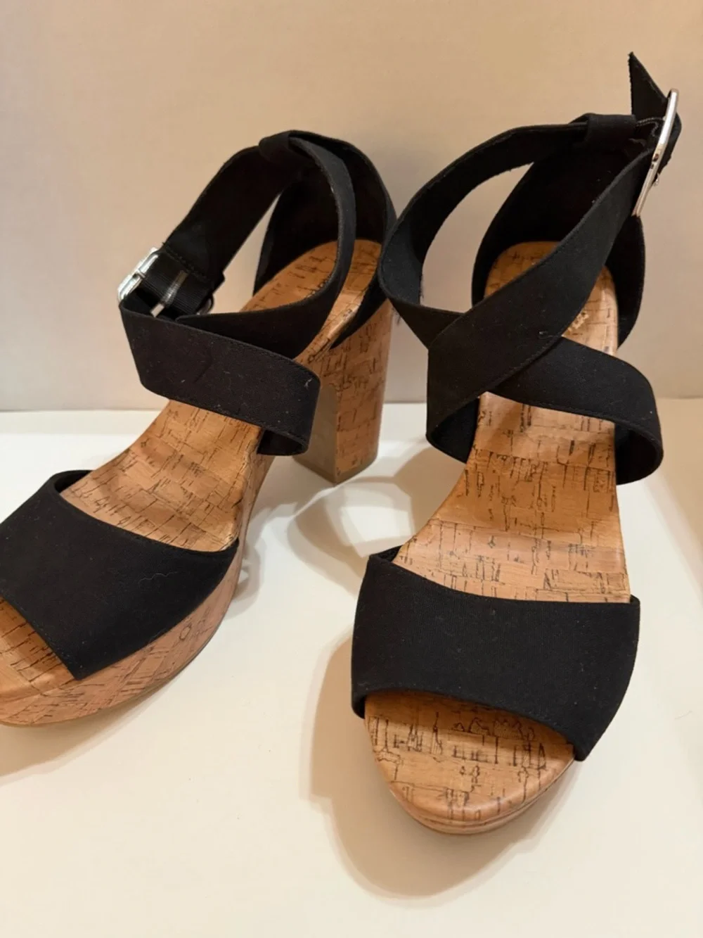 American Eagle Outfitters chic black