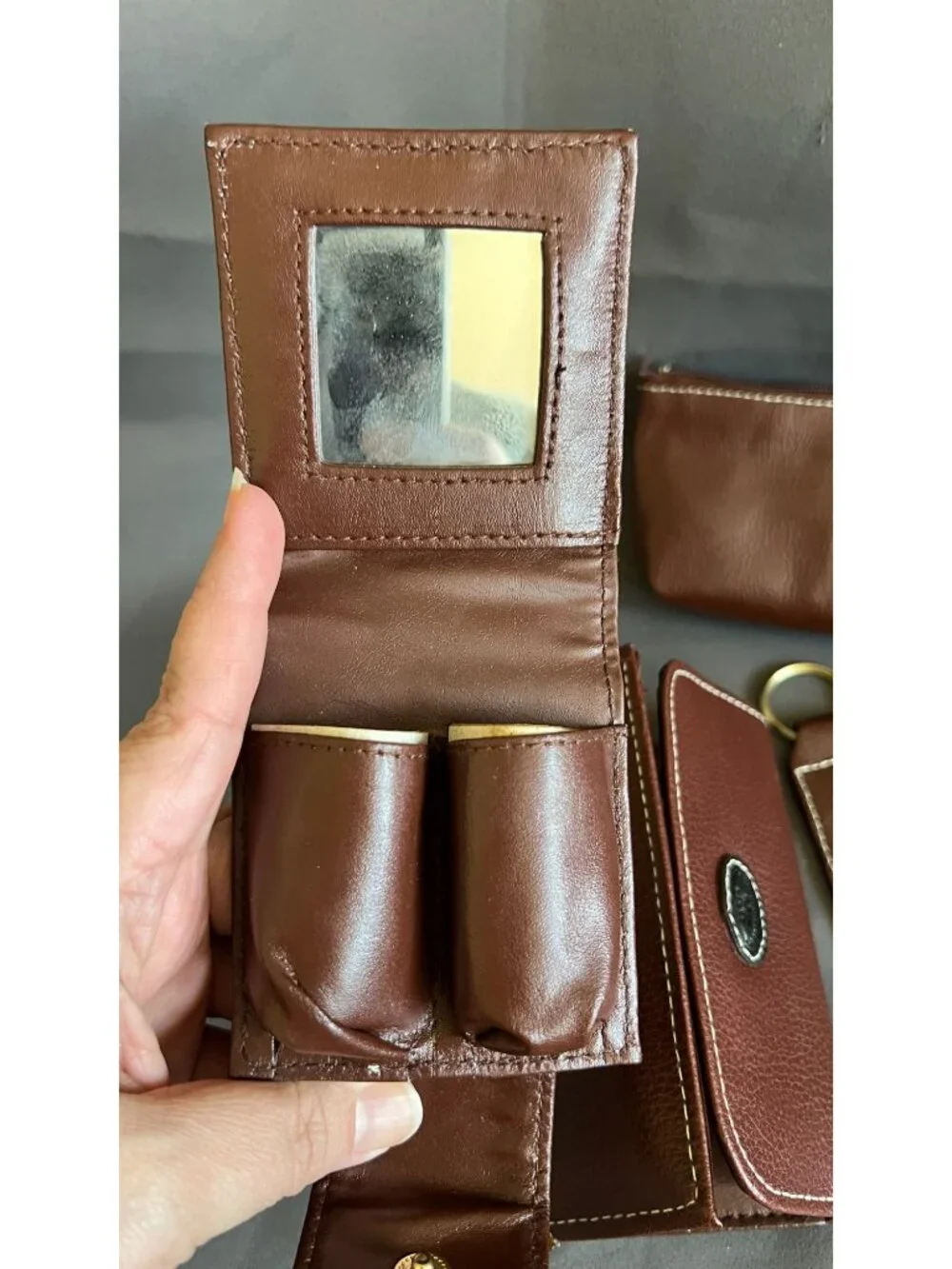 Huntington Ridge 4-Piece Brown Leather Accessories Set With Wallet Keychain Coin