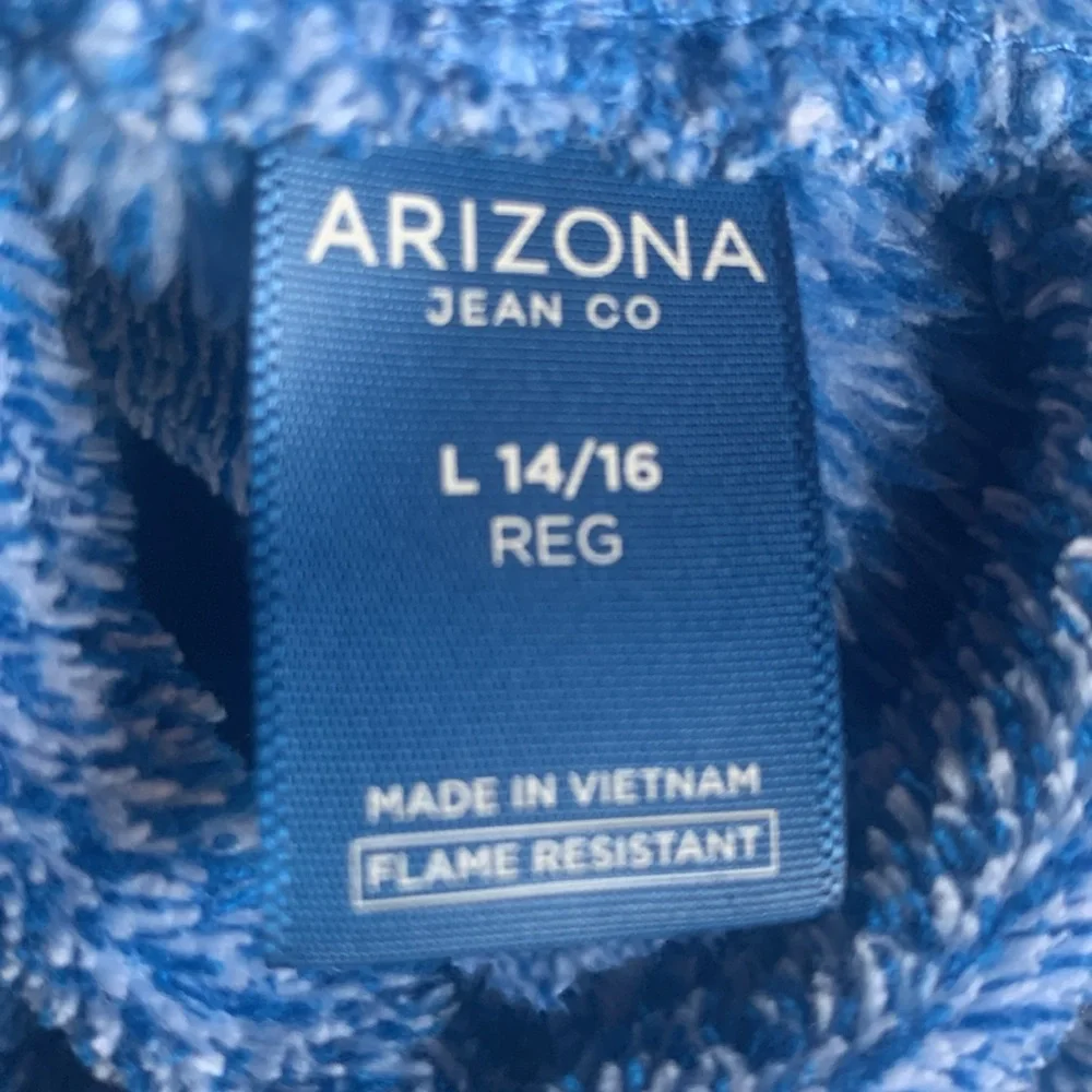 Arizona Jean Company kid’s shark
