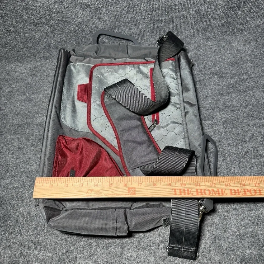 JJ Cole Gray Red Diaper Bag Tote w/ Accessories Shoulder Bag Set Messenger Bag