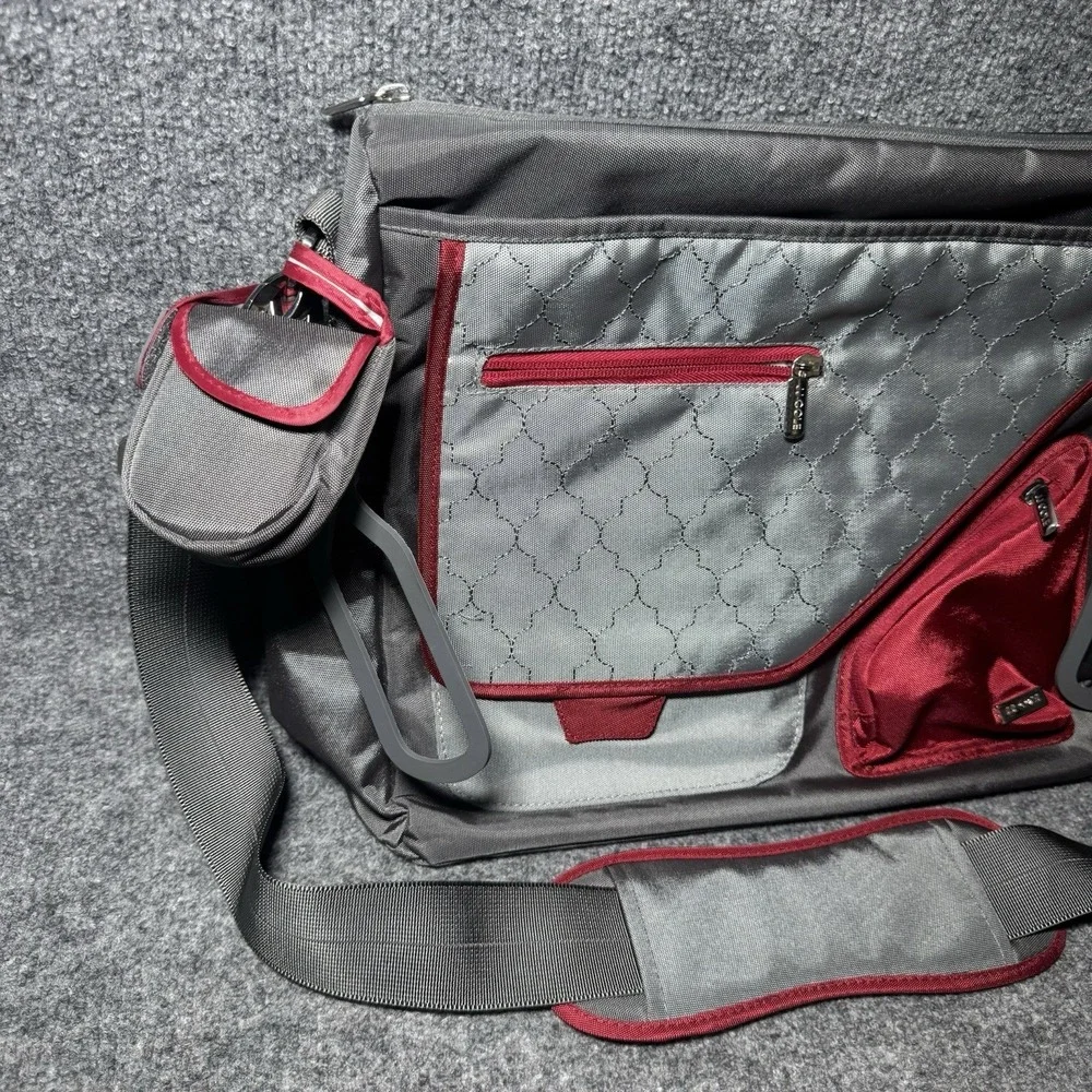 JJ Cole Gray Red Diaper Bag Tote w/ Accessories Shoulder Bag Set Messenger Bag