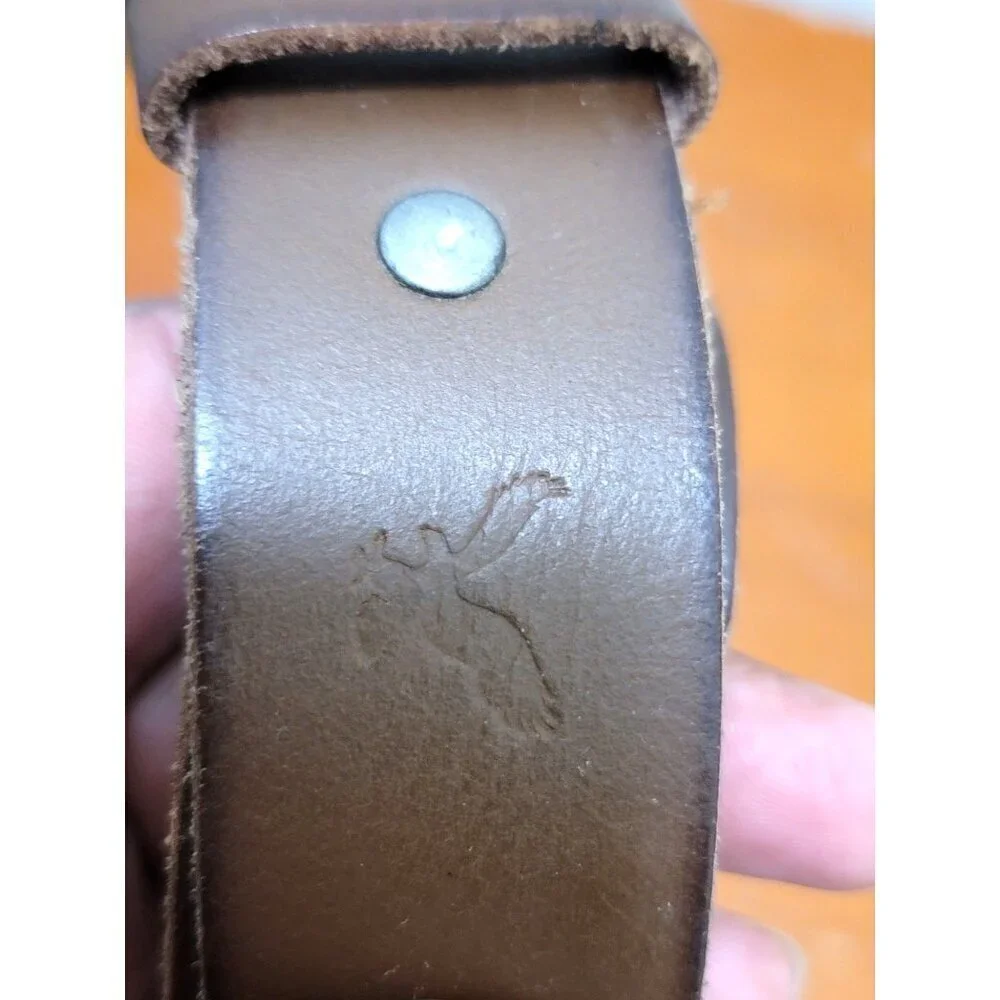 American Eagle Outfitters flaws adjustable