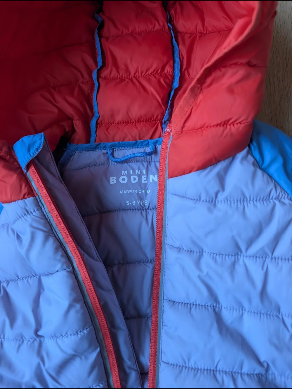 Mini Boden Lavender Body Blue Sleeves Puffer Jacket with Red Trim Size 5/6