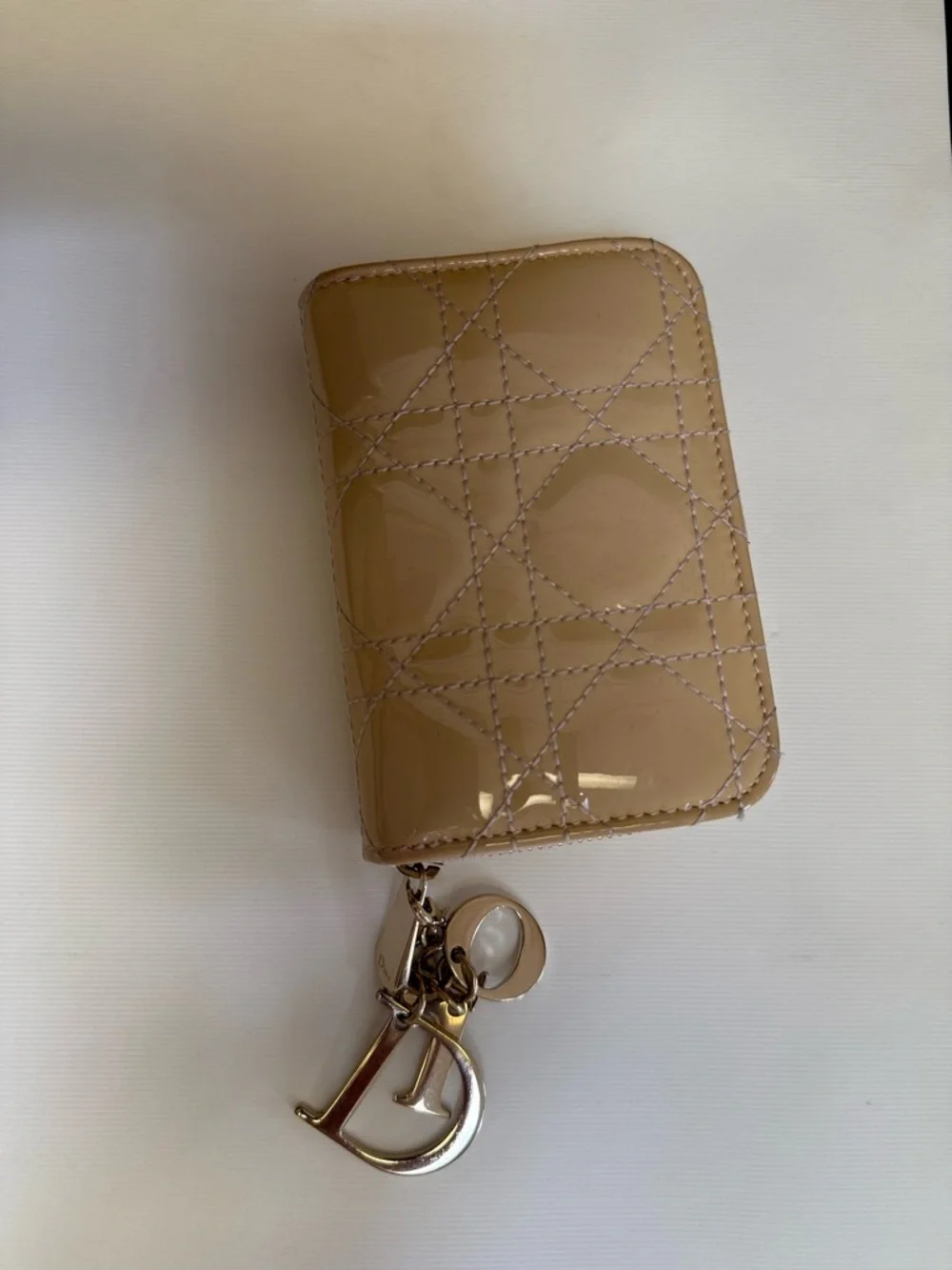 Dior compact pink