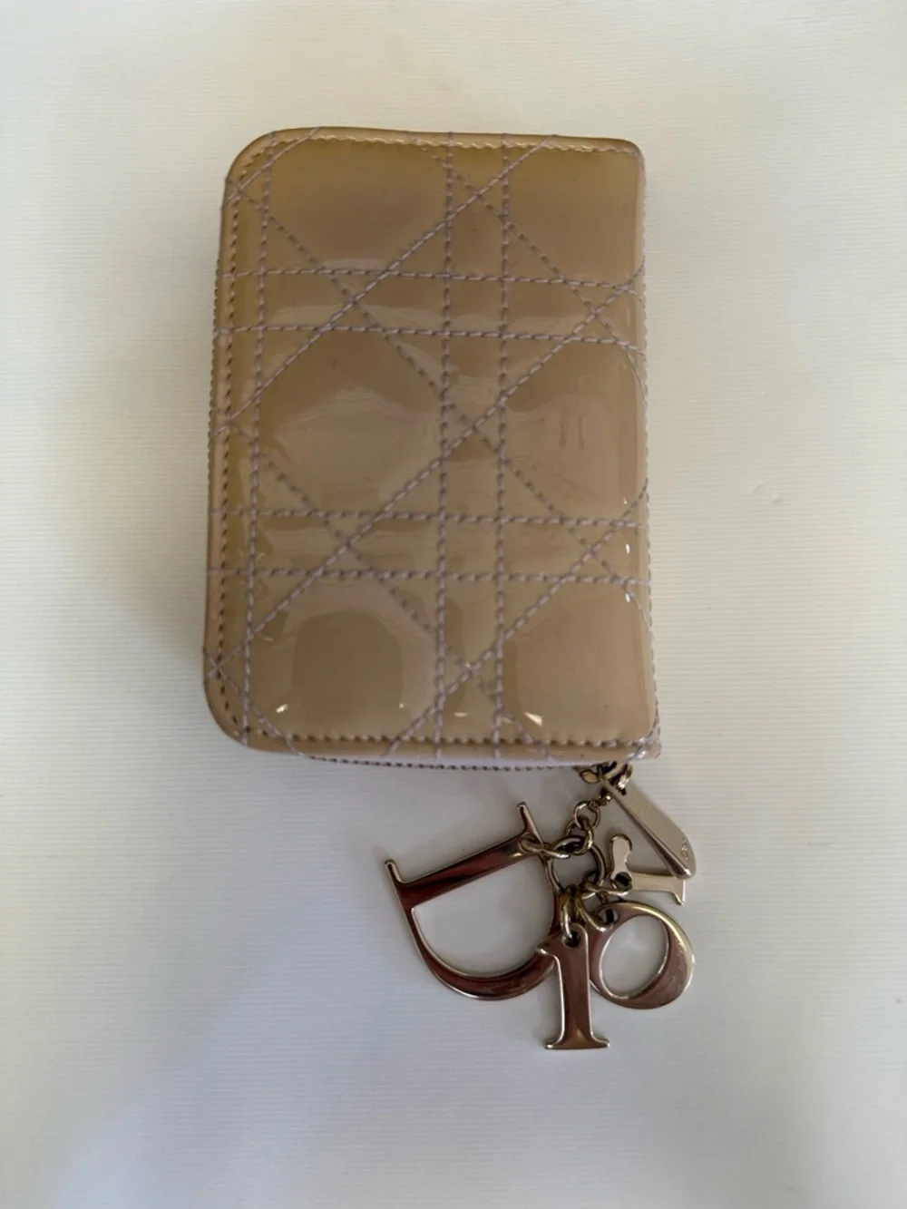 Dior compact pink