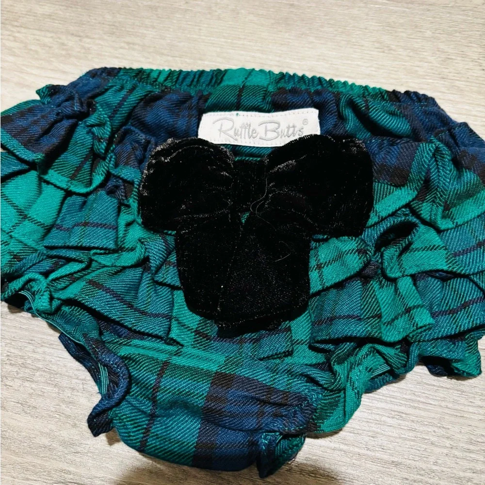 Ruffle Butts classic plaid
