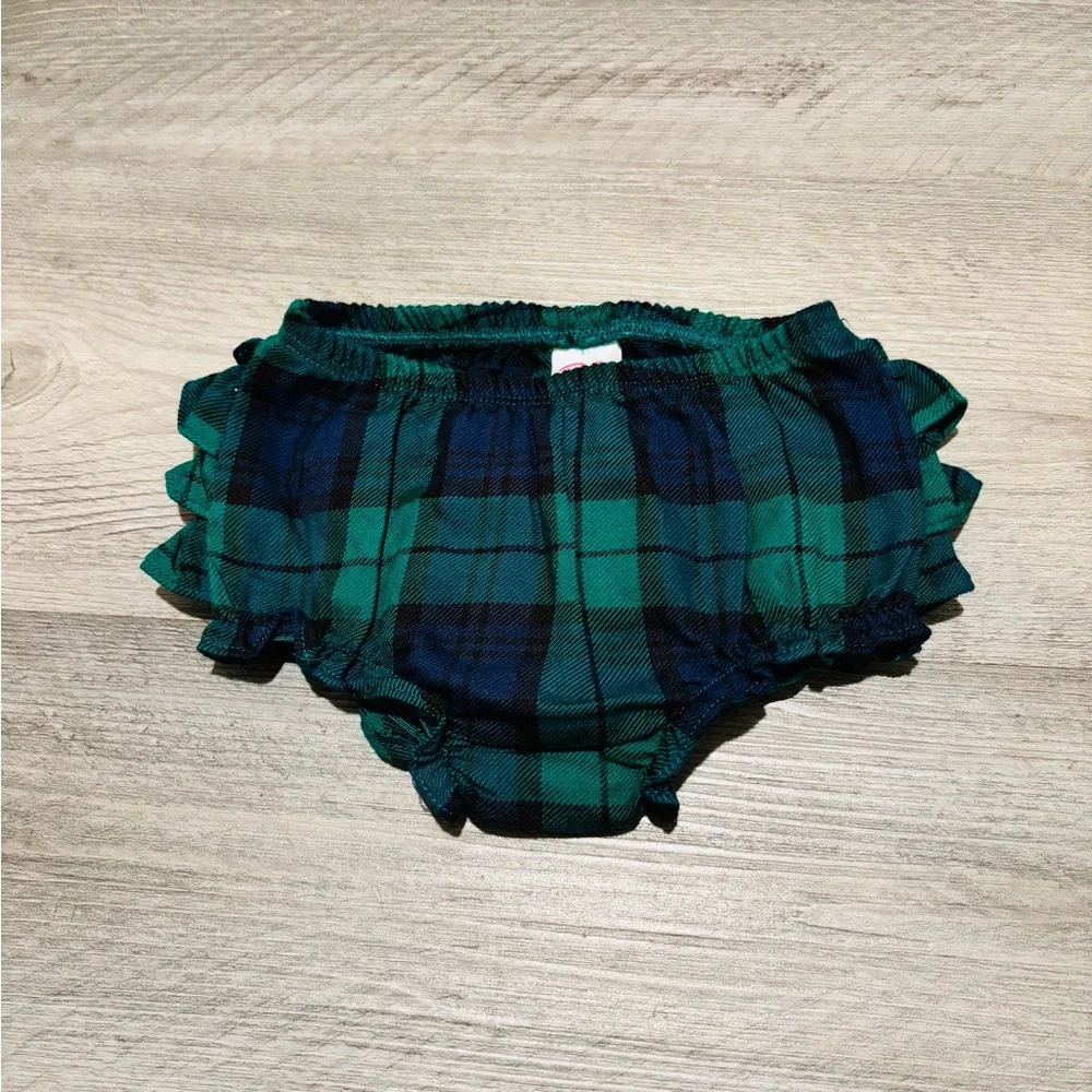 Ruffle Butts classic plaid