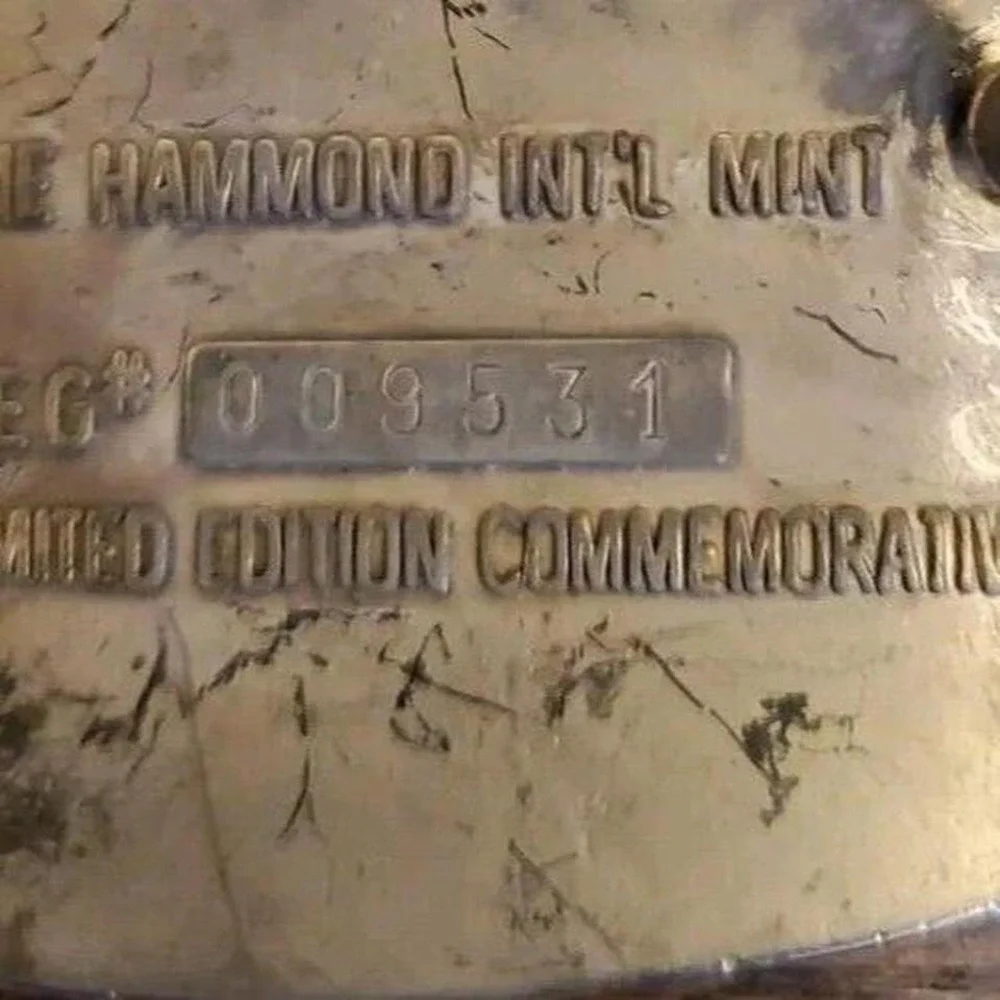 Limited Edition Gold and Silver Buckle from The Hanmond Int'l‎ Mint
