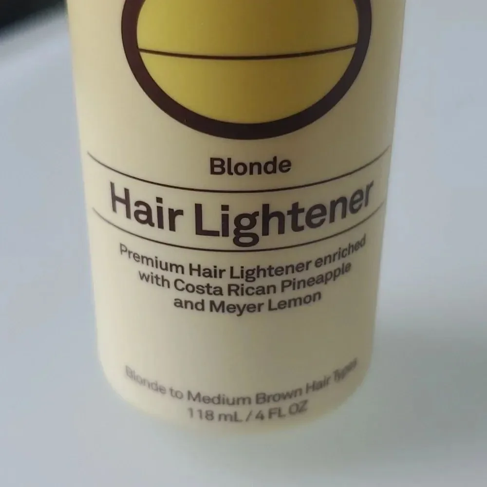 Brand new Sun Bum Hair Lightener - Blonde