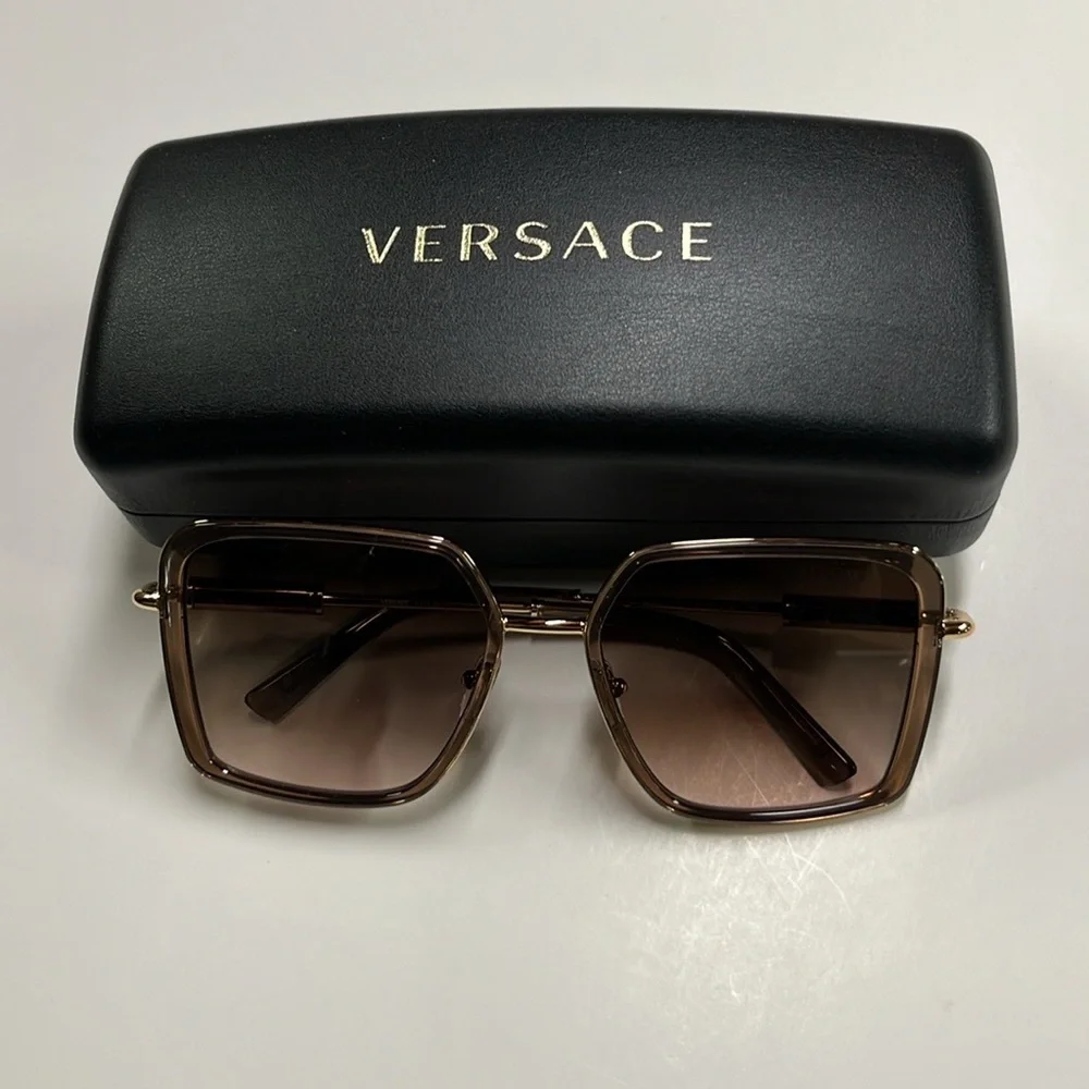 Versace nib see