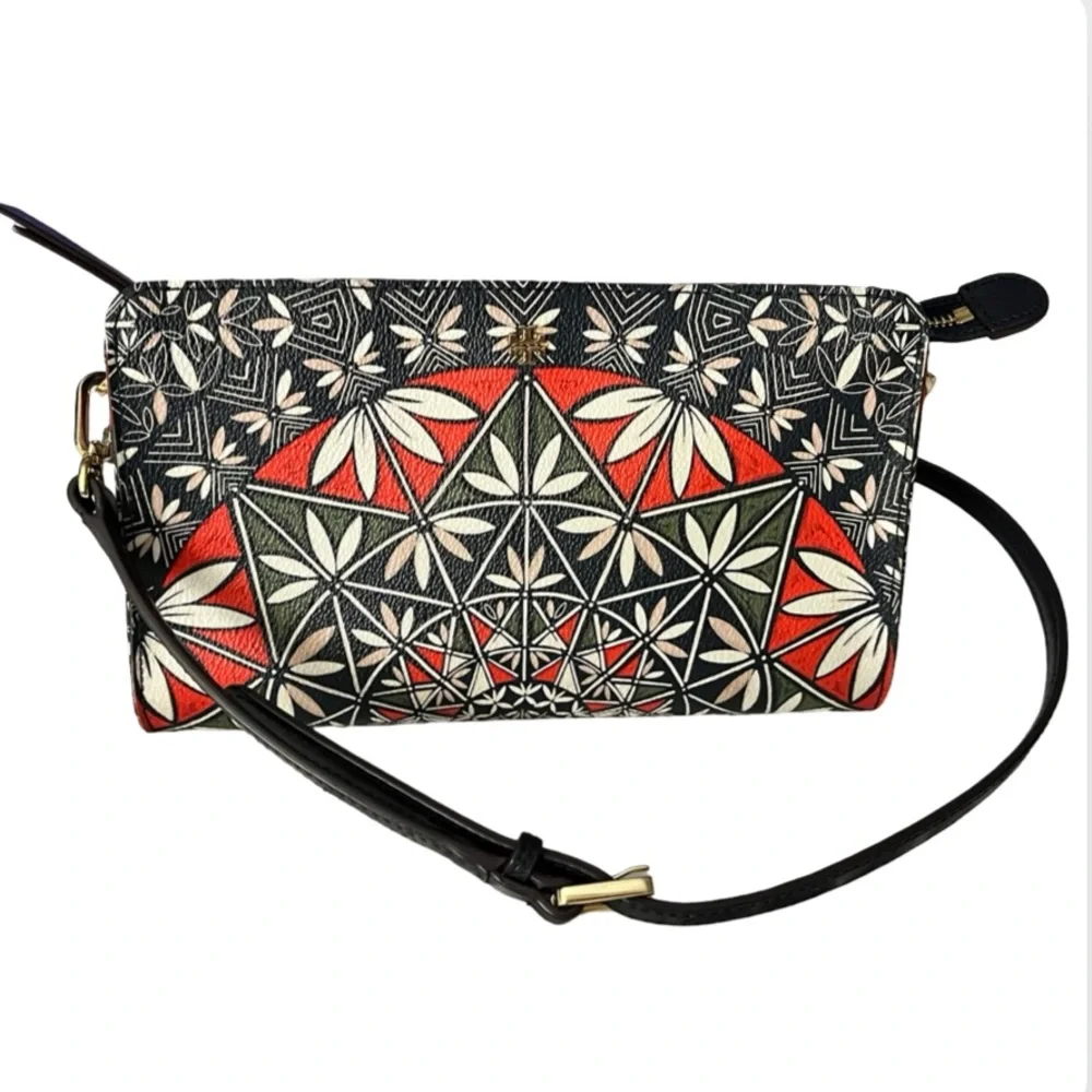 Tory Burch card bag gold