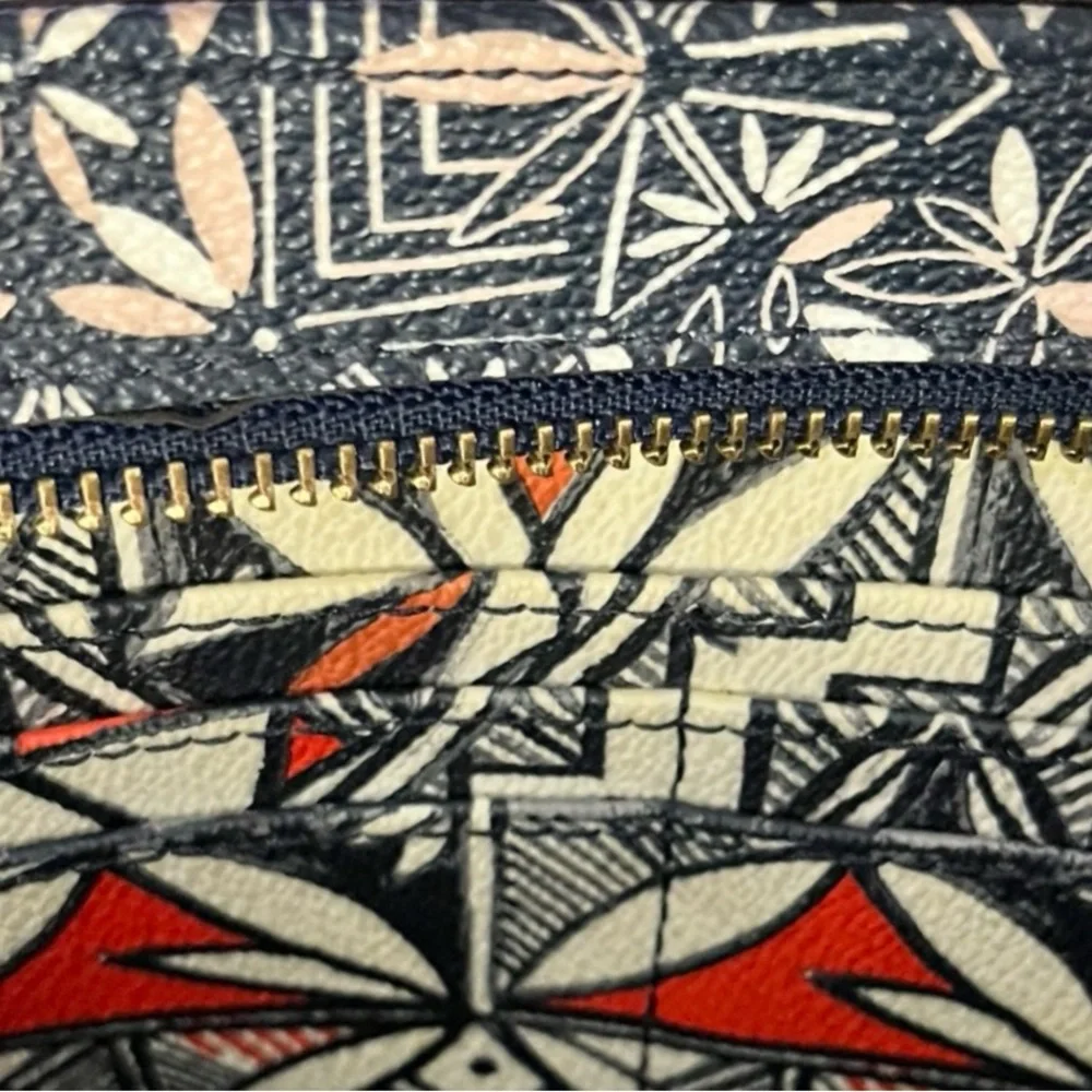 Tory Burch approx red