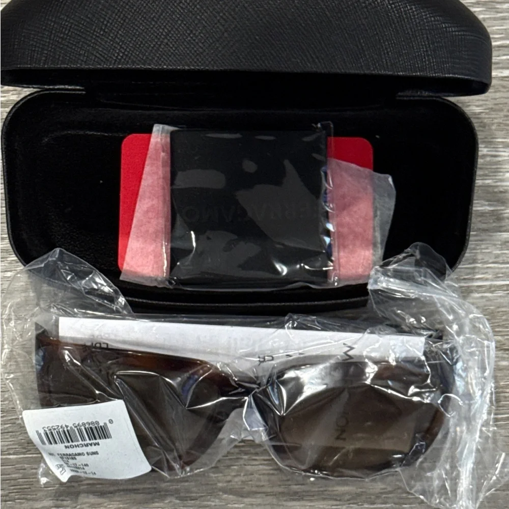 Salvatore Ferragamo salvatore ferragamo