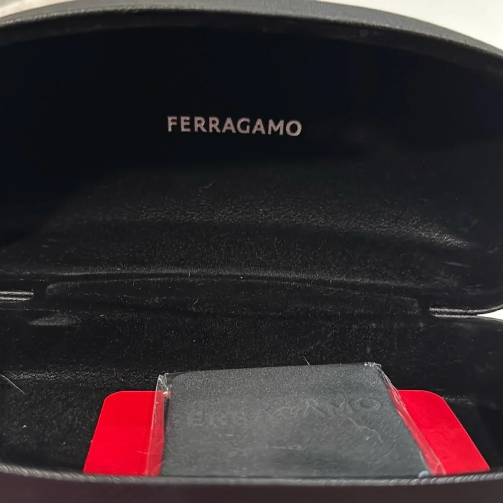 Salvatore Ferragamo salvatore ferragamo